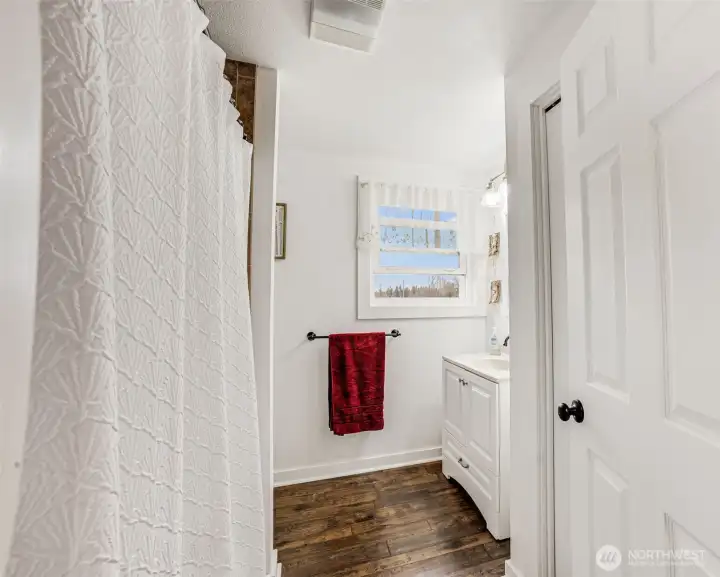 Upstairs Guest Bathroom