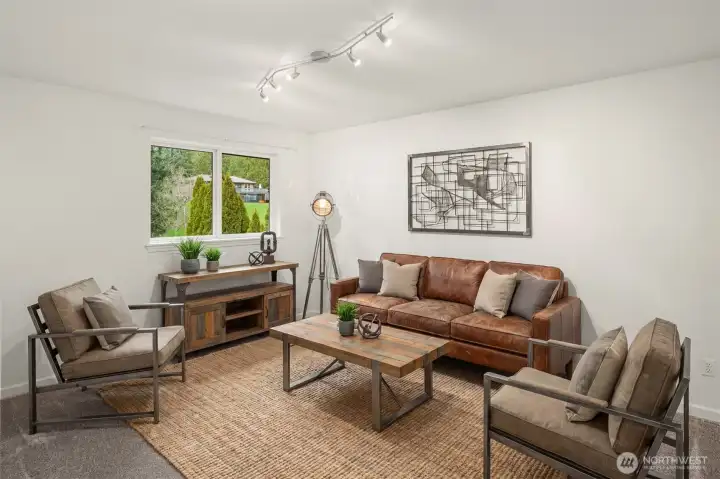 Bonus Room/4th Bedroom