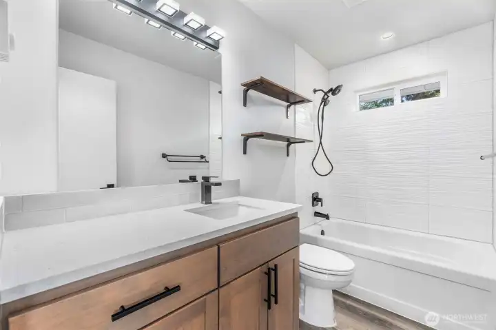 Tile Surround shower & bathtub