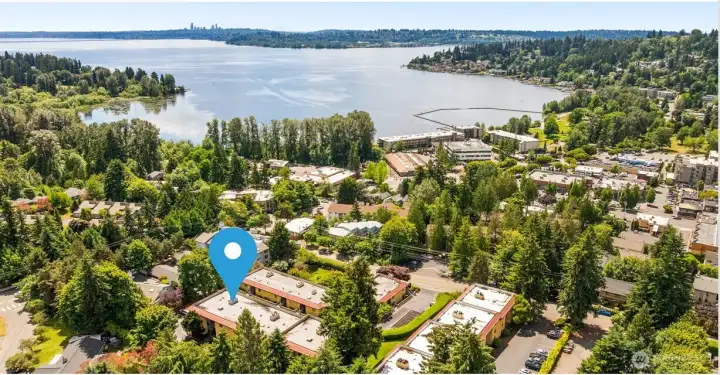 Excellent location, steps from Juanita Beach, Juanita Village and Lake Washington Excellent location, steps from Juanita Beach, Juanita Village and Lake Washington