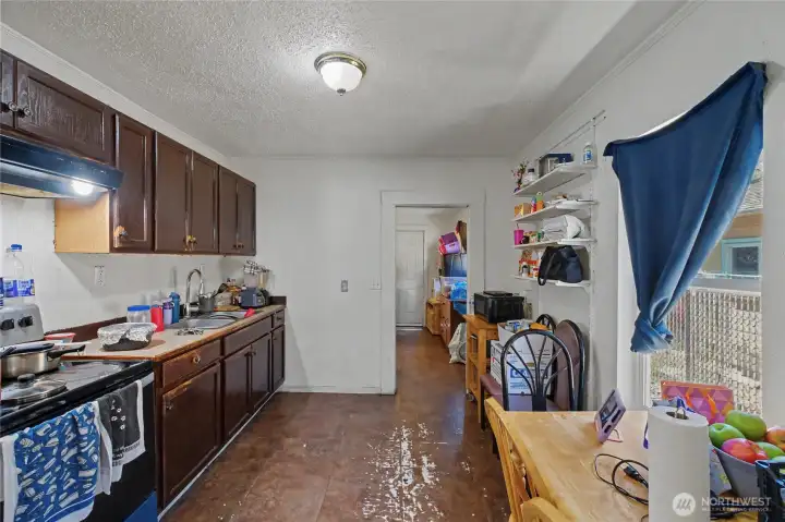 Kitchen in 814