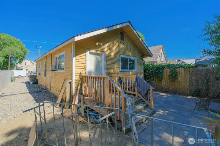 Back of home 814