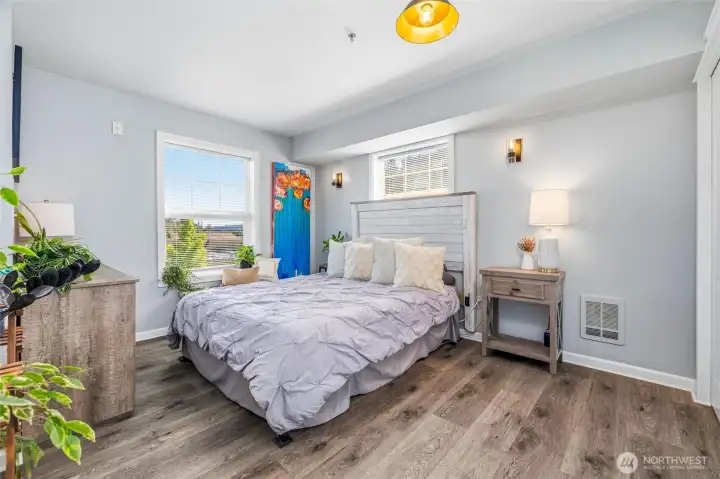 New Vinyl Plank Flooring & Light Fixtures