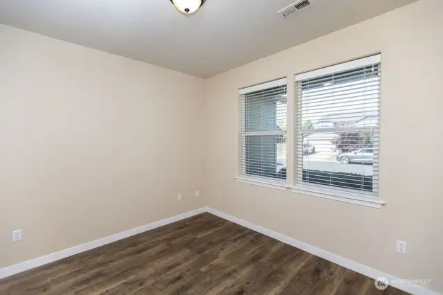 Bedroom 4/flexible room