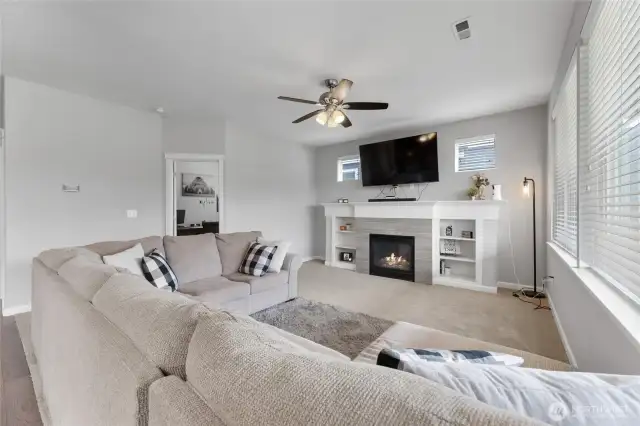 Living area with gas fireplace and built-ins