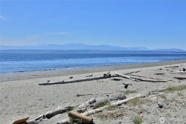 Mutiny Bay offers fine sand beaches, perfect for the last months of summer.