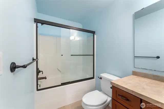 Shower and tub for 2nd bathroom.