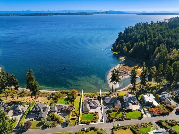 Charming exclusive cul-Cul-de-sac