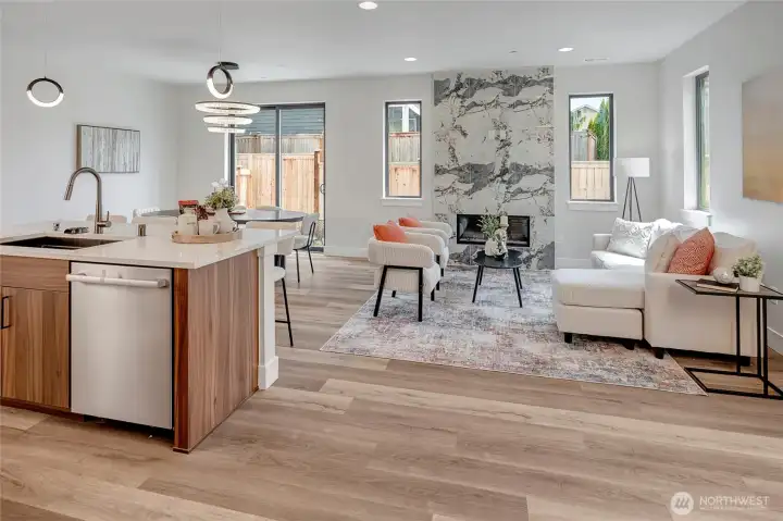 Expansive main level