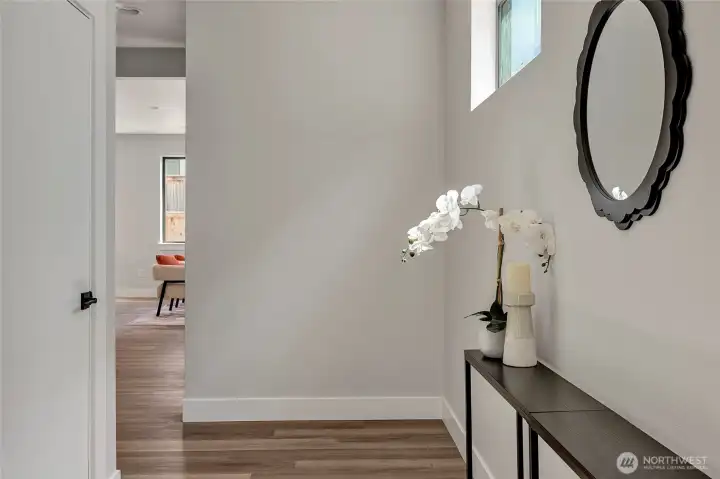 Entry way that provides privacy