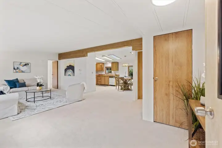 Open and Spacious Entry