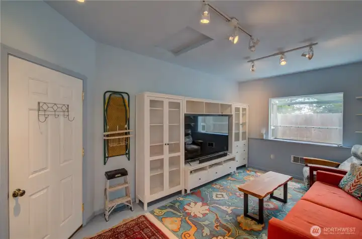 Bonus room is currently used as a media room BUT how will you use it? Craft room? Office space? Game Room? Possibilities are endless!