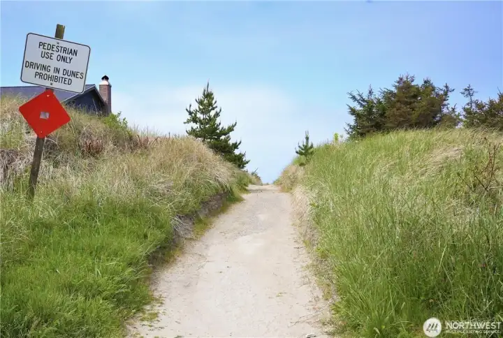 Surfside Estates has community beach paths for residents to use.