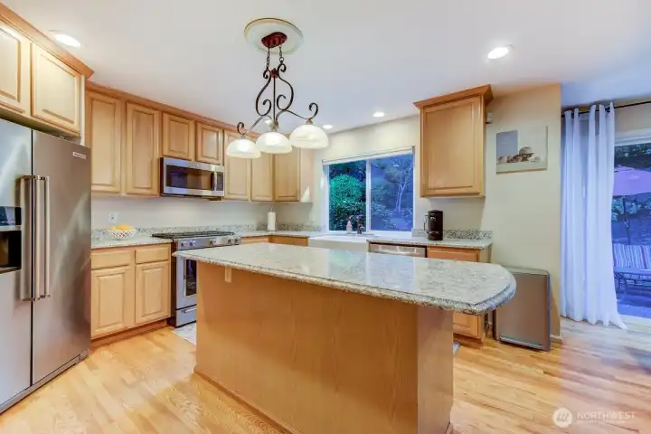 Nice privacy in kitchen and family room area.