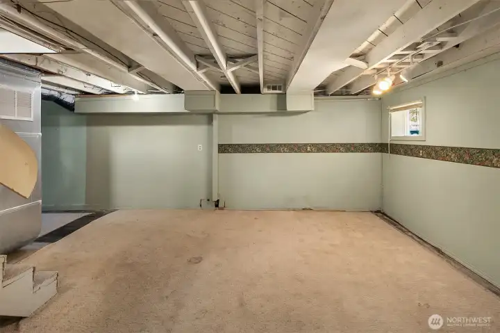 Daylight basement