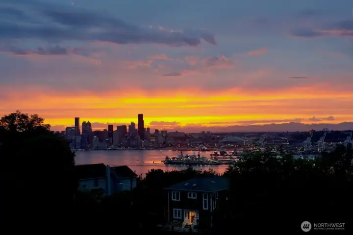 Sunrise views from the Primary Bedroom.