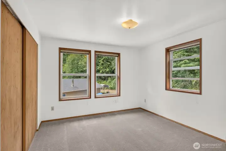 2nd Bedroom