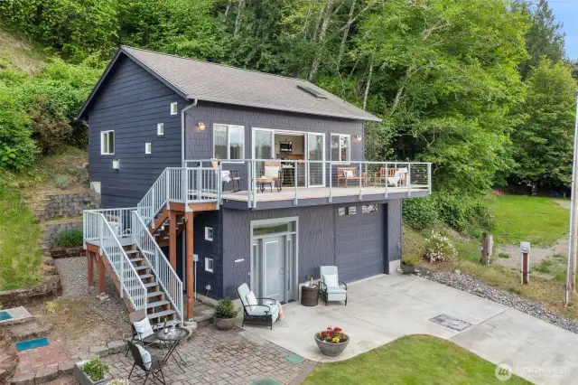Ample amount of parking in oversized garage, driveway and off-street!