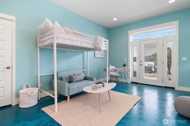 Tons of Sleeping Space for Guests or Additional Living Room or Whatever you can Imagine!