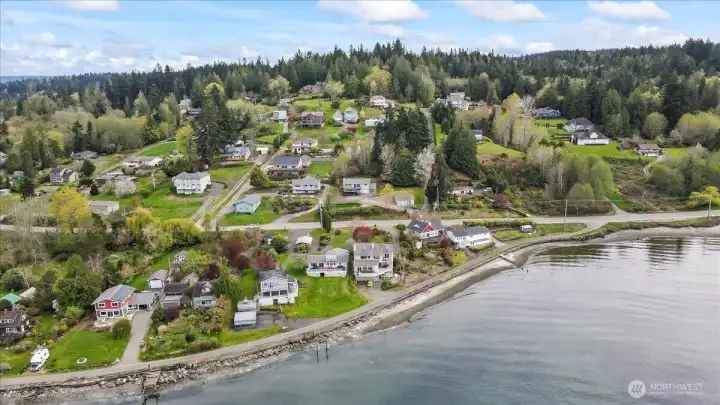 Sitting just above Southworth Drive, this home has 180 degree views. That means views in practically EVERY room!