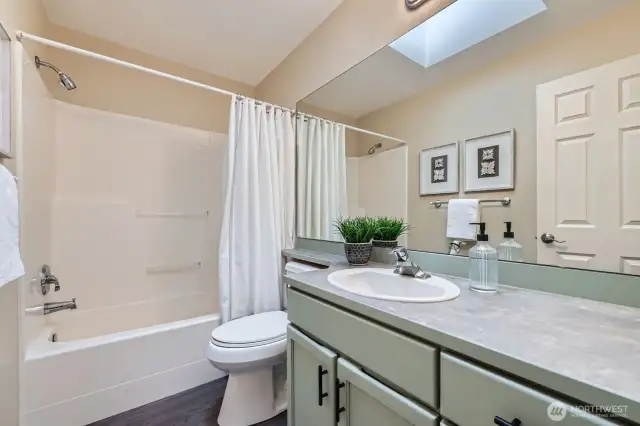 Hallway full bath updstairs