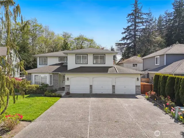 Exclusive 2 story craftsman home feathures 5 BR 3 BTH