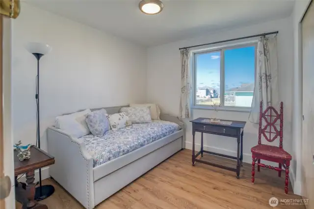 3rd bedroom on 2nd Floor With Ocean View
