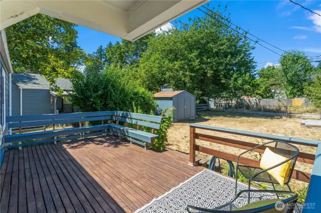 This private and serene backyard is ready for entertaining! Whether a small group for Sunday morning coffee or the whole team over for BBQ and fun, you've got the perfect spot right here!