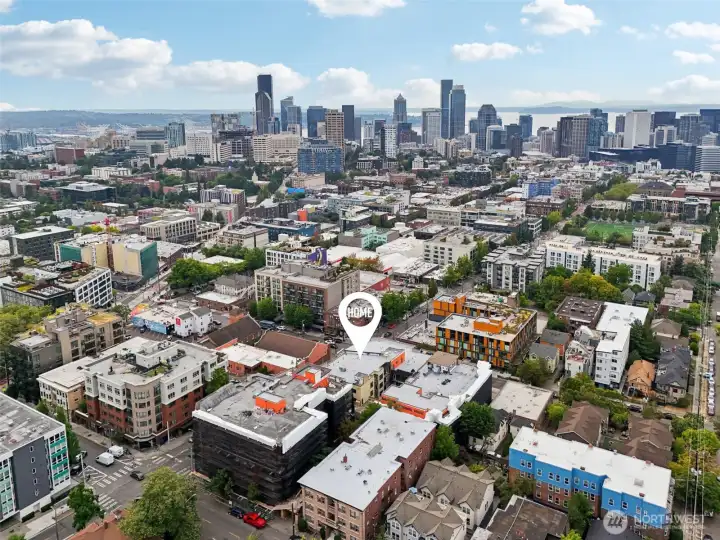 Ideally perched just steps from the Pike/Pine corridor, world-class dining and shopping, and the best the Capitol Hill has to offer.