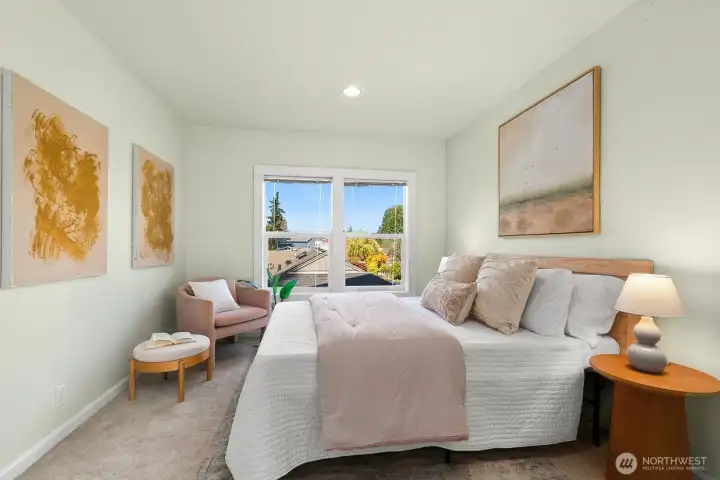 3rd upper bedroom