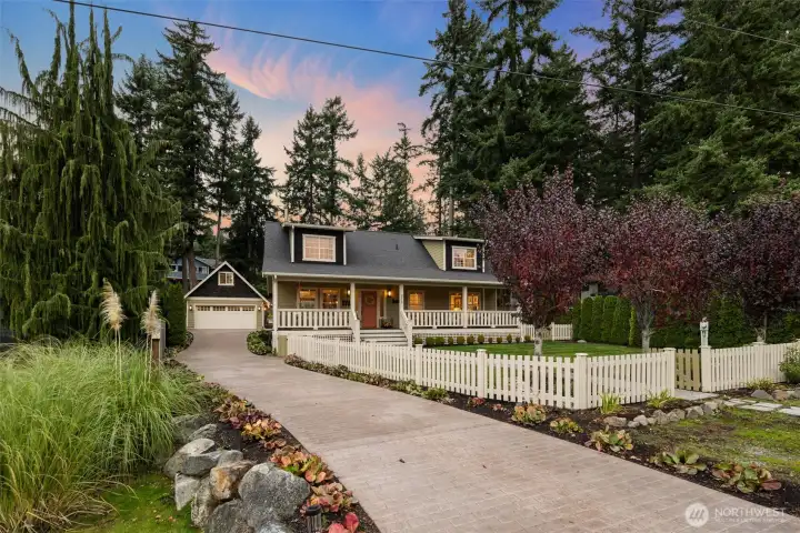 Welcome to this Camaloch cottage, perfectly blending charm with luxury finishes.