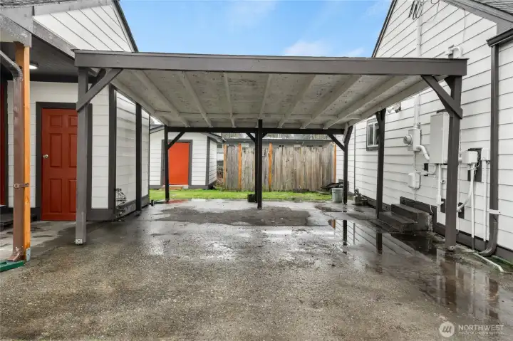 Spacious covered carport