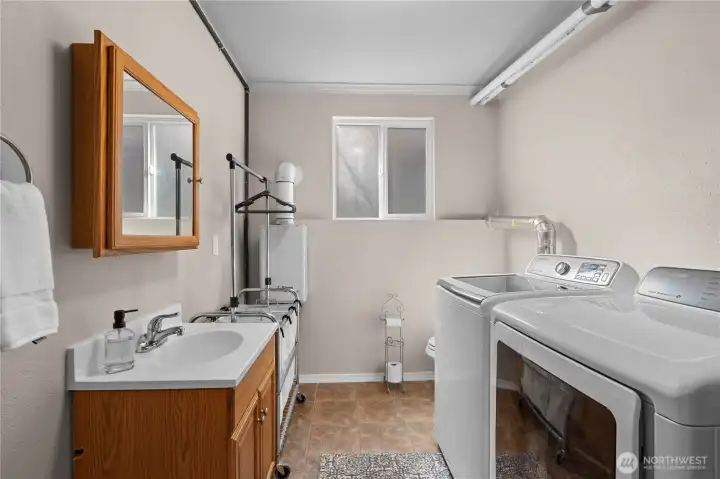 1/2 bath in laundry room in basement