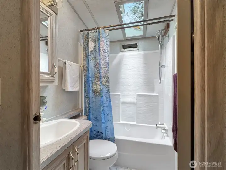 Full bathroom with tub/shower surround