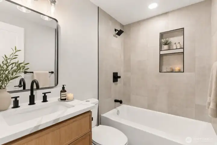 Main Bathroom.