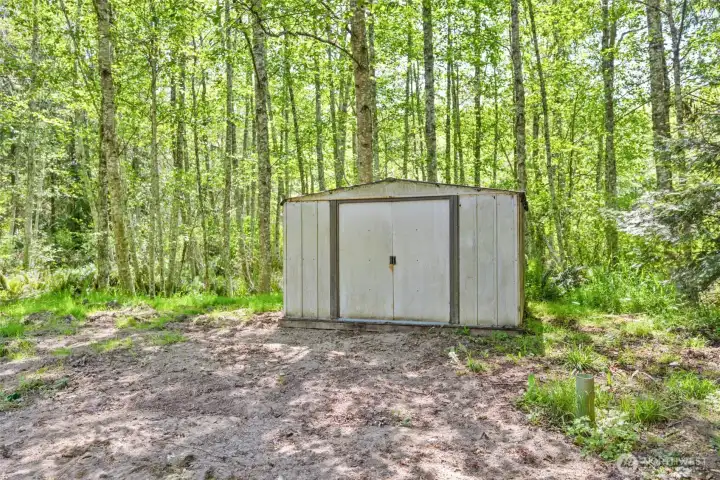 Storage shed