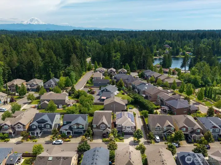 There are some lakes nearby. The one photographed here is Shady Lake.