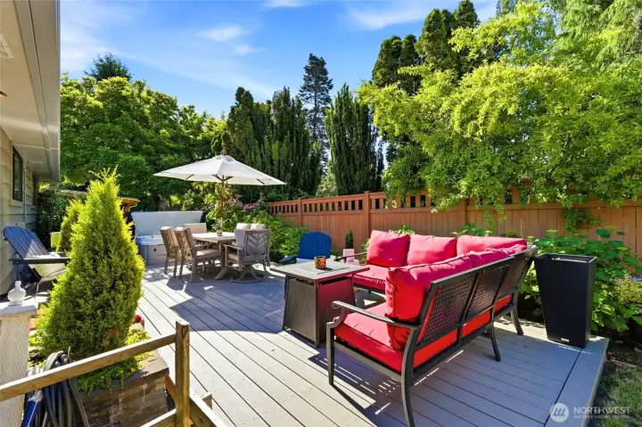 Step outside to beautifully landscaped, fully fenced front & back yards designed for year-round enjoyment