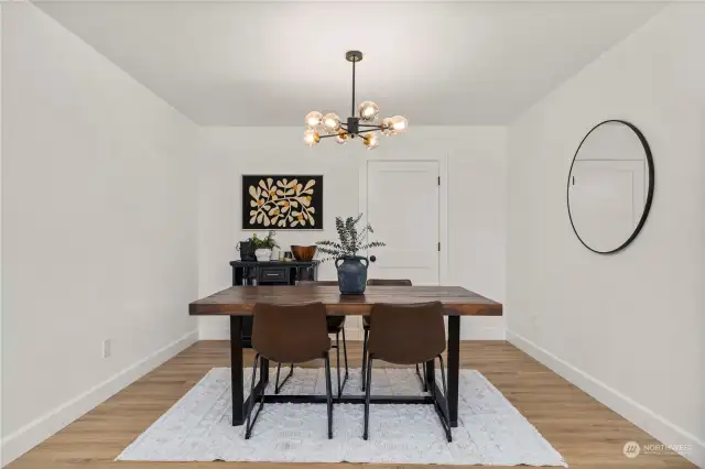 Formal Dining