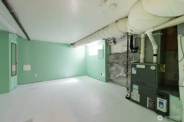 Rec-room with gas furnace