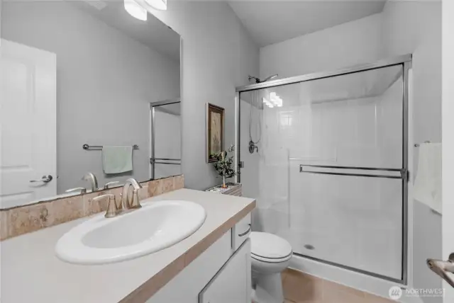 Lower level 3/4 bathroom