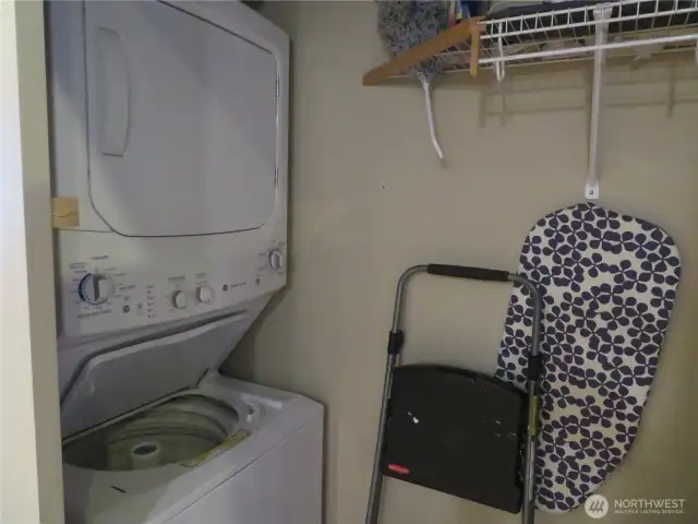 Utility room with washer and dryer