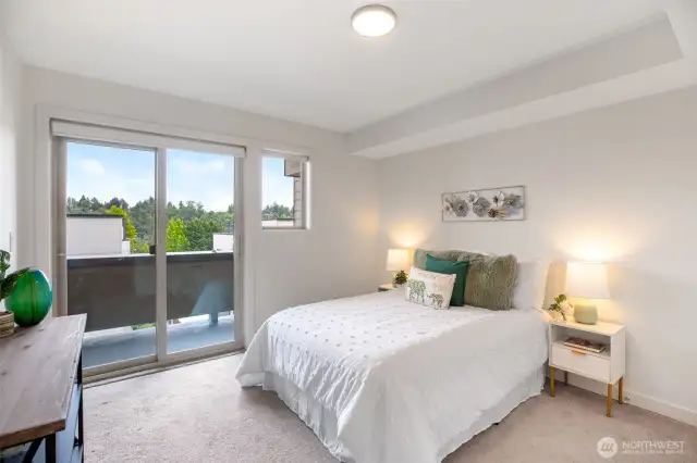 Second bedroom.