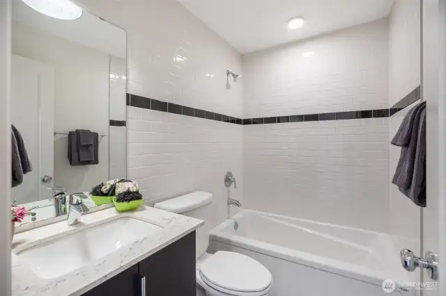 Guest bath.