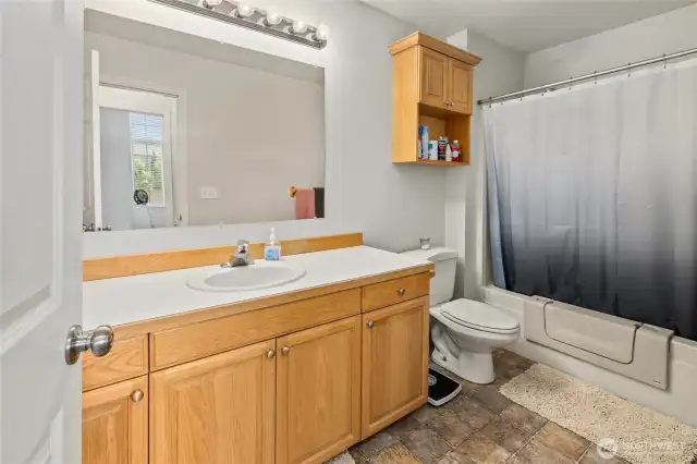 Full Bathroom.