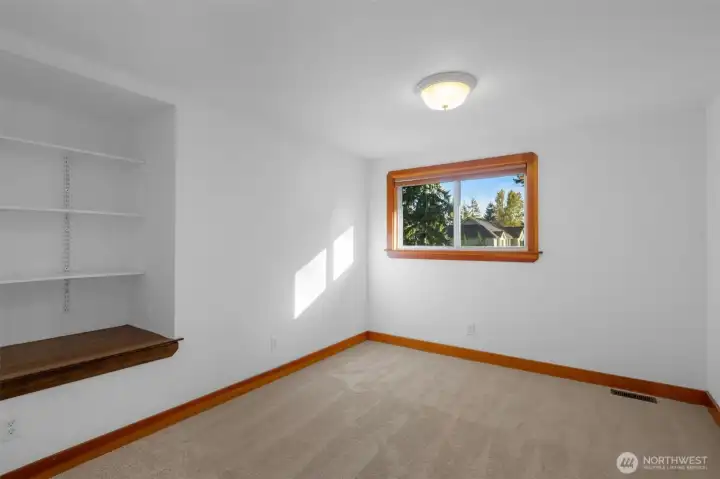 4th bedroom - Loads of natural light