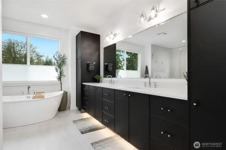 Primary Bathroom with 5 piece en-suite