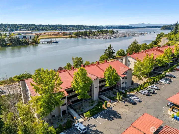 East Bay Harbor Condominium A201 with corner unit, 3 bedrooms, 2 baths, one level (no stairs) and over 1700 square feet! East Bay Harbor Condominium A201 with corner unit, 3 bedrooms, 2 baths, one level (no stairs) and over 1700 square feet!