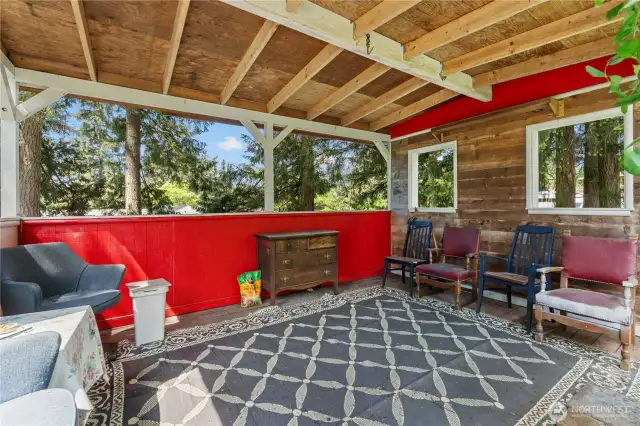 Outdoor covered living area!