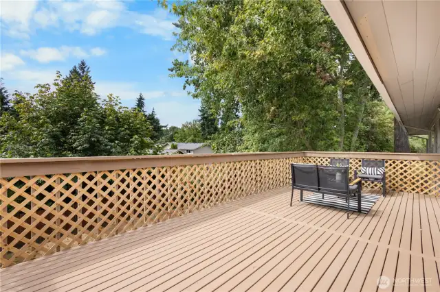 Ideal setting for morning coffee on the deck.